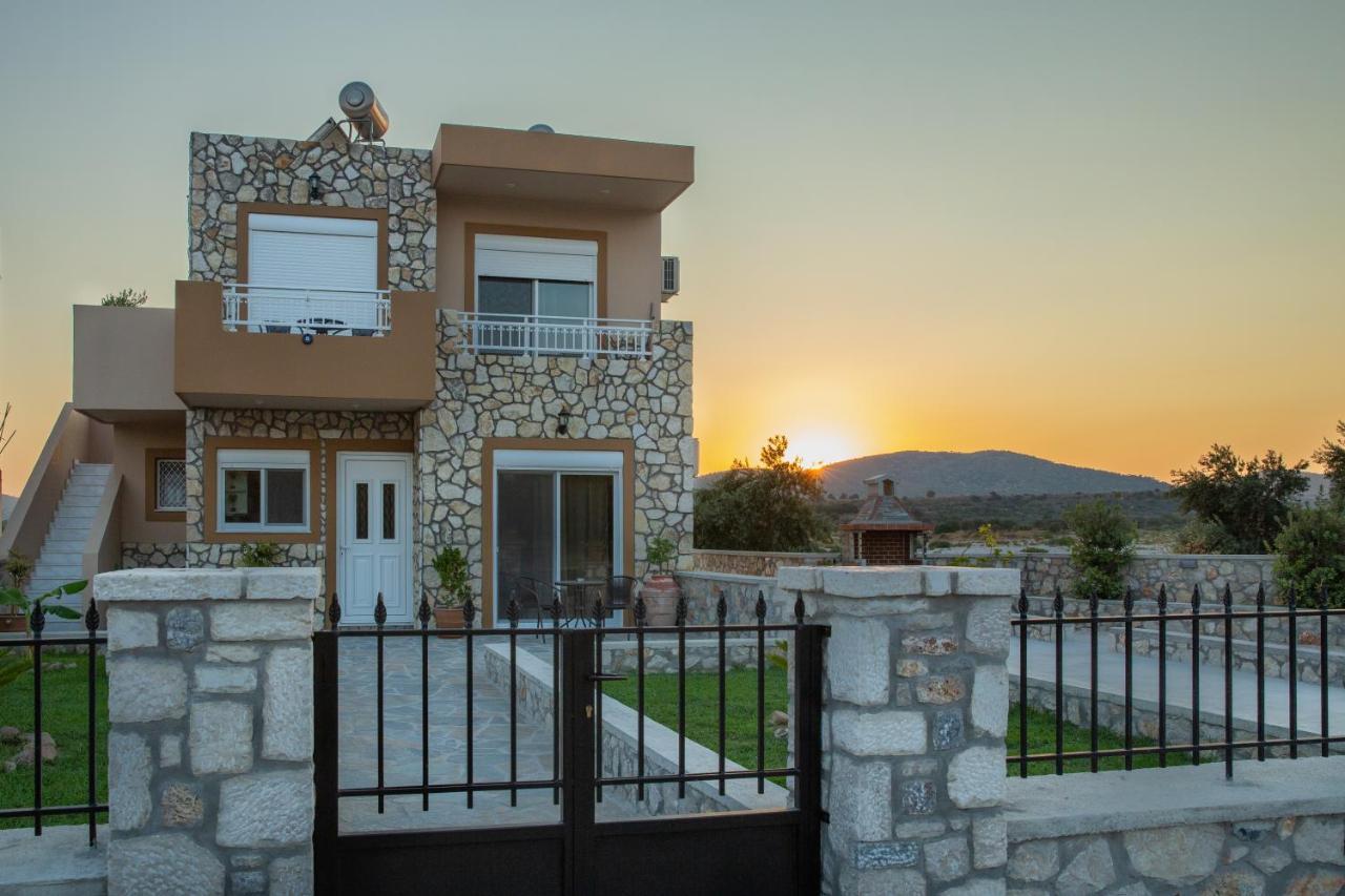 Electi Apartments Charaki Exterior photo